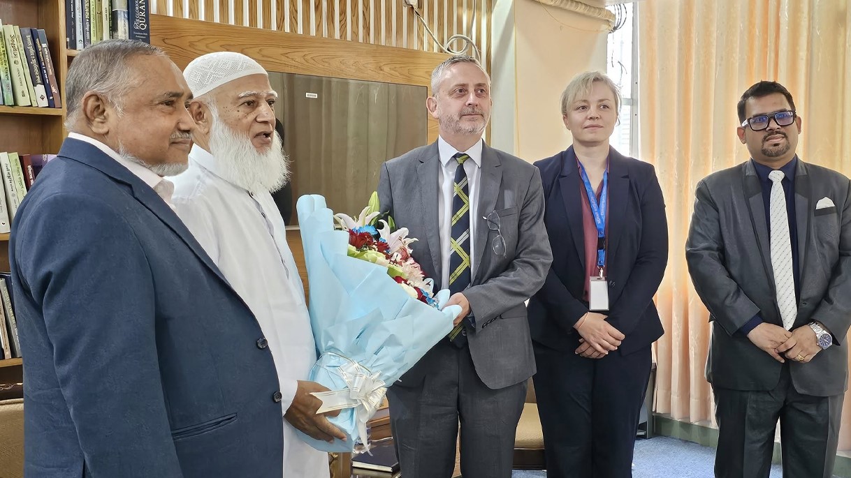 জামায়াতে আমিরের সঙ্গে ইইউ রাষ্ট্রদূতের সৌজন্য সাক্ষাৎ